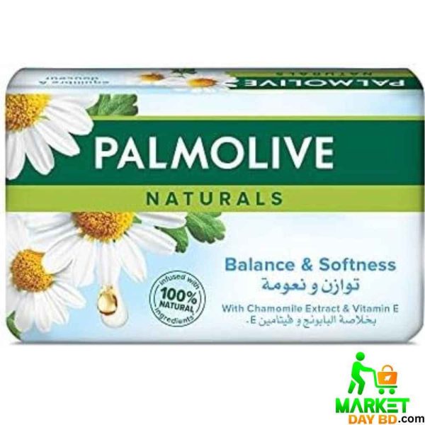 Palmolive Naturals Balance & Softness Soap Bar – 170g, enriched with natural extracts for soft, hydrated skin.